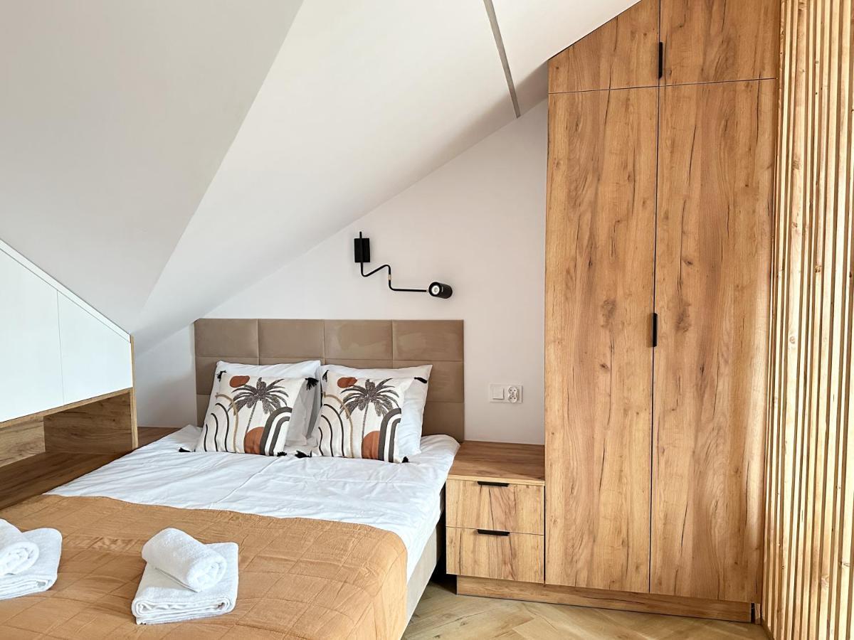 Dmk Oak Studio Near Warsaw-Modlin Airport Nowy Dwór Mazowiecki Exterior foto